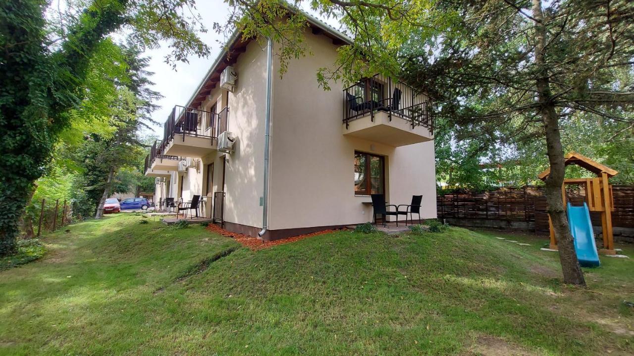 Bed and Breakfast Vén Diófa De Lux Panzió Szeged Exterior foto